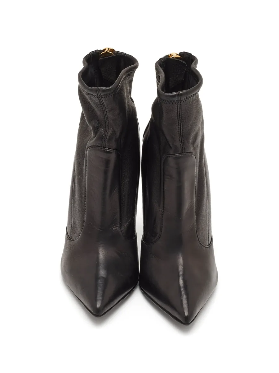 pointed-toe ankle boots 10
