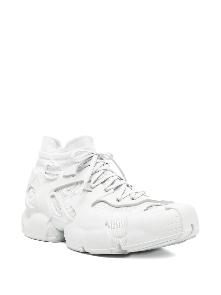 lace-up sneakers 3