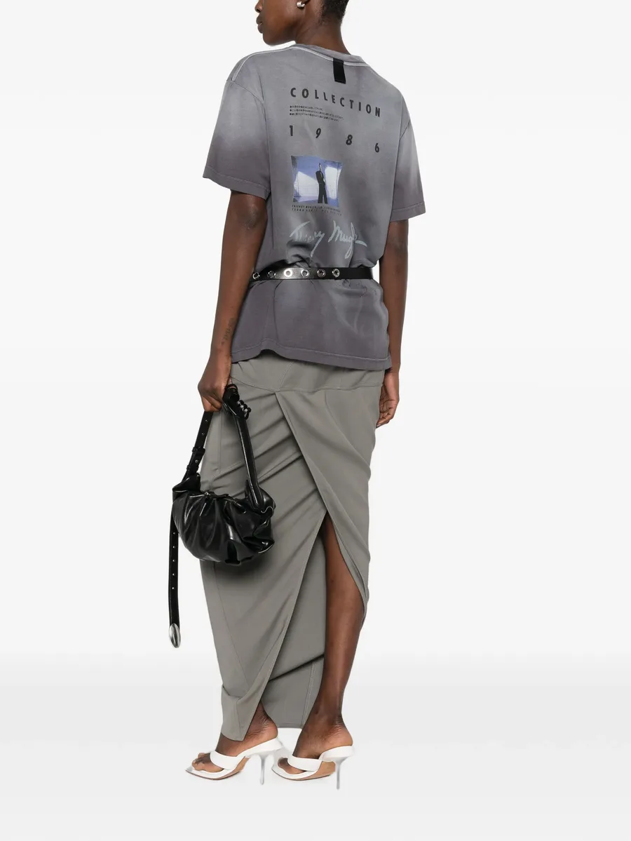 short-sleeve crew neck T-shirt 2