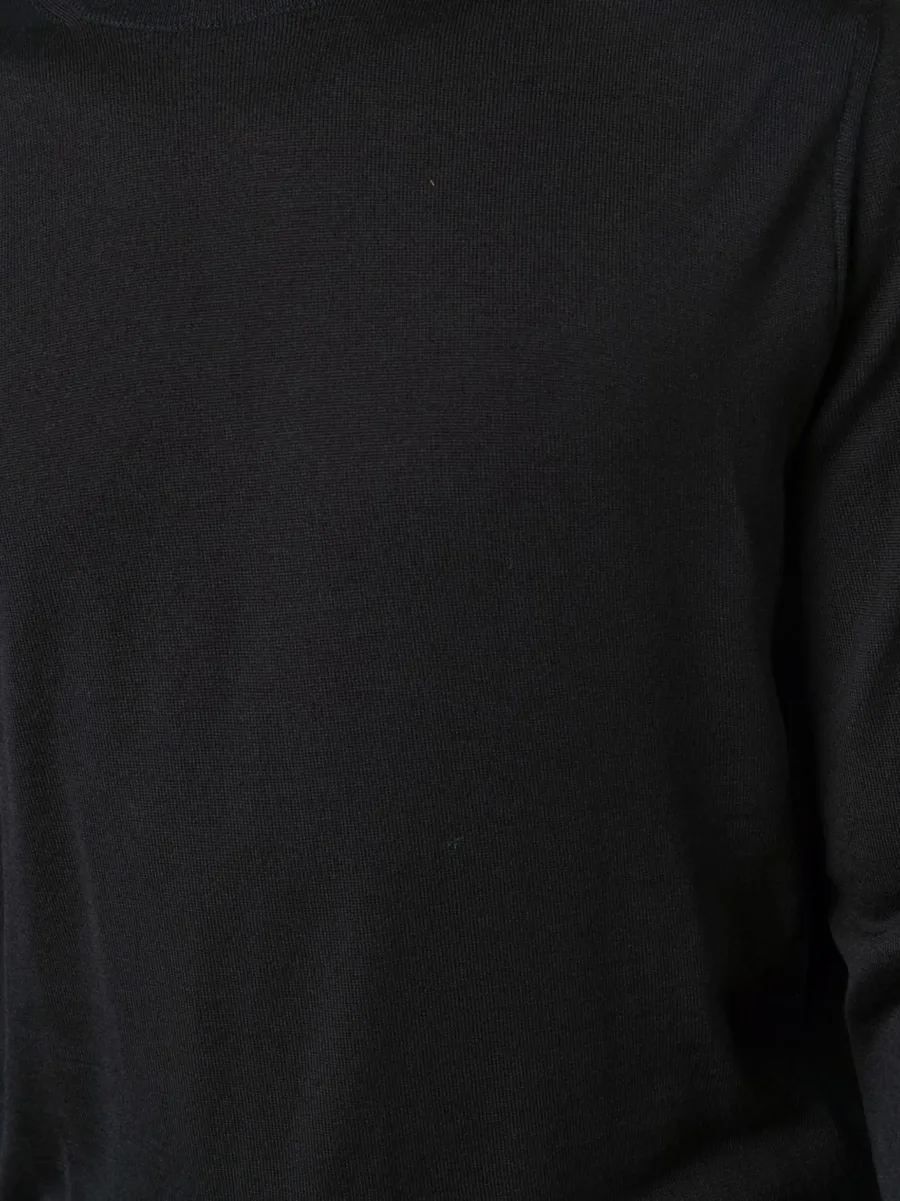roll-neck sweater 10