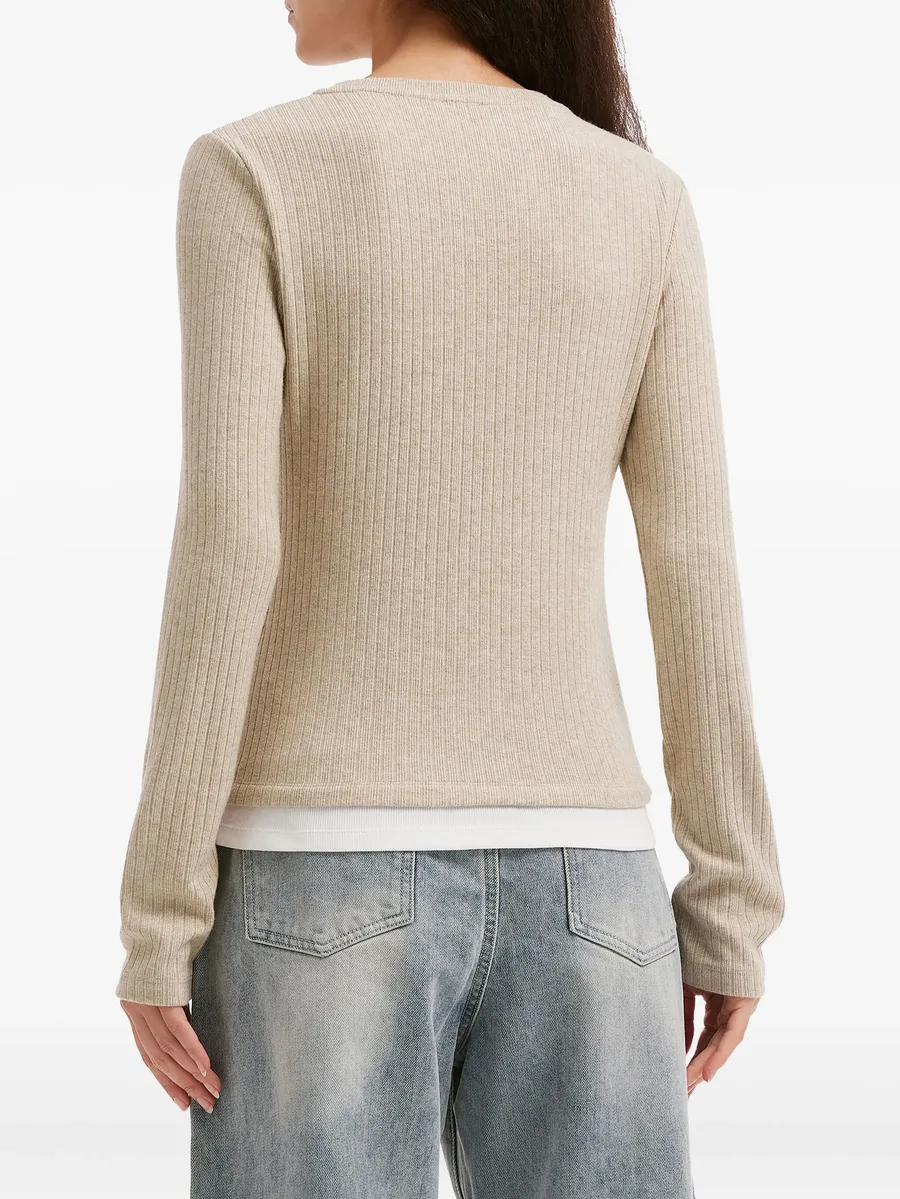 buttoned ribbed top 7