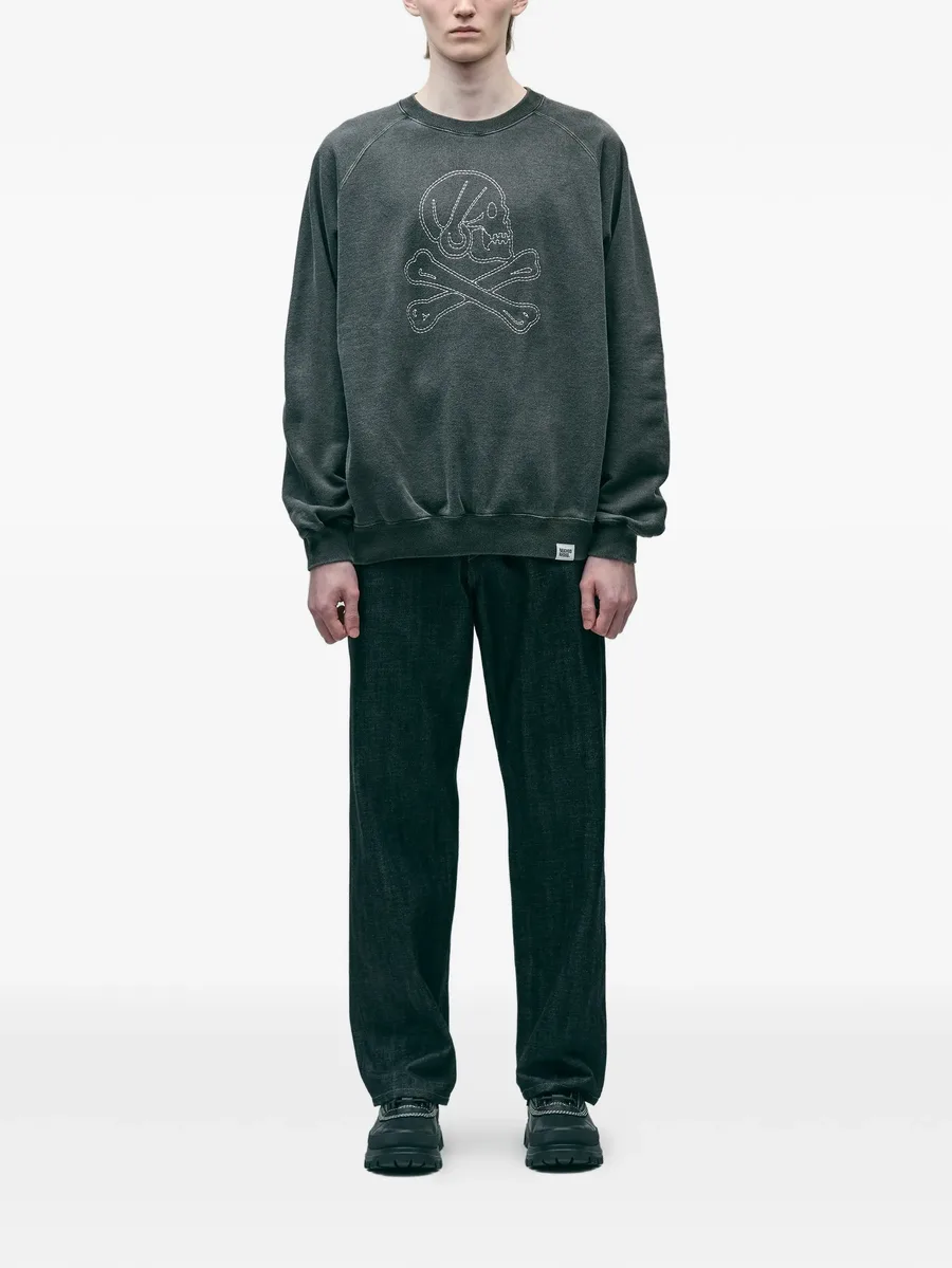 skull-embroidered sweatshirt 3