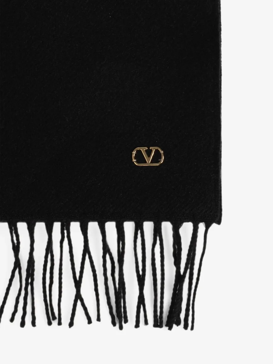 шарф с бахромой и логотипом VLogo Signature 2