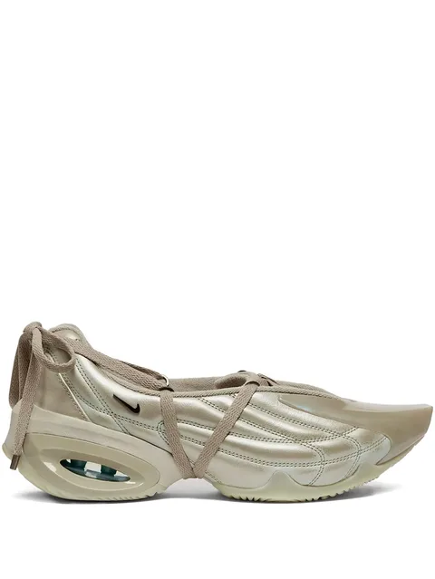 кроссовки Air Max Muse из коллаборации с KNWLS