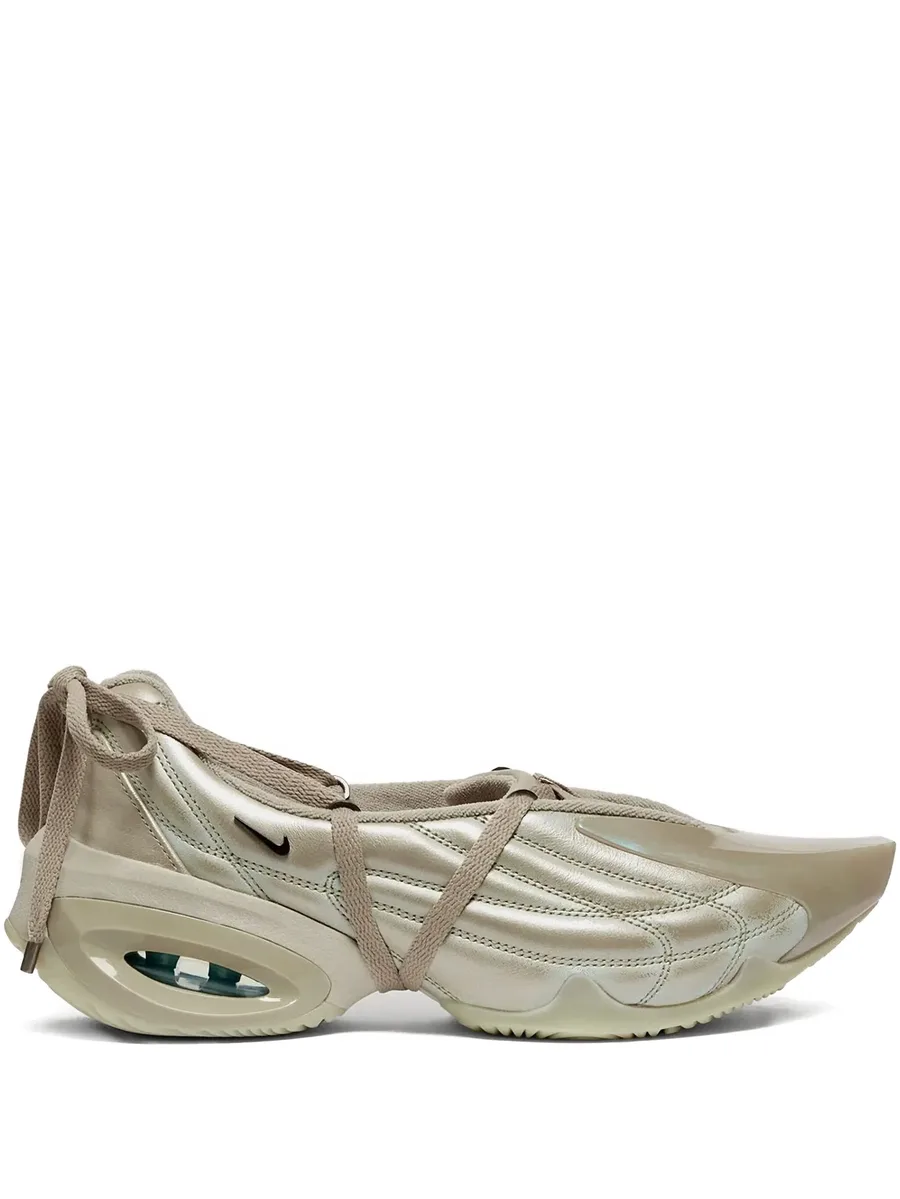 кроссовки Air Max Muse из коллаборации с KNWLS 2