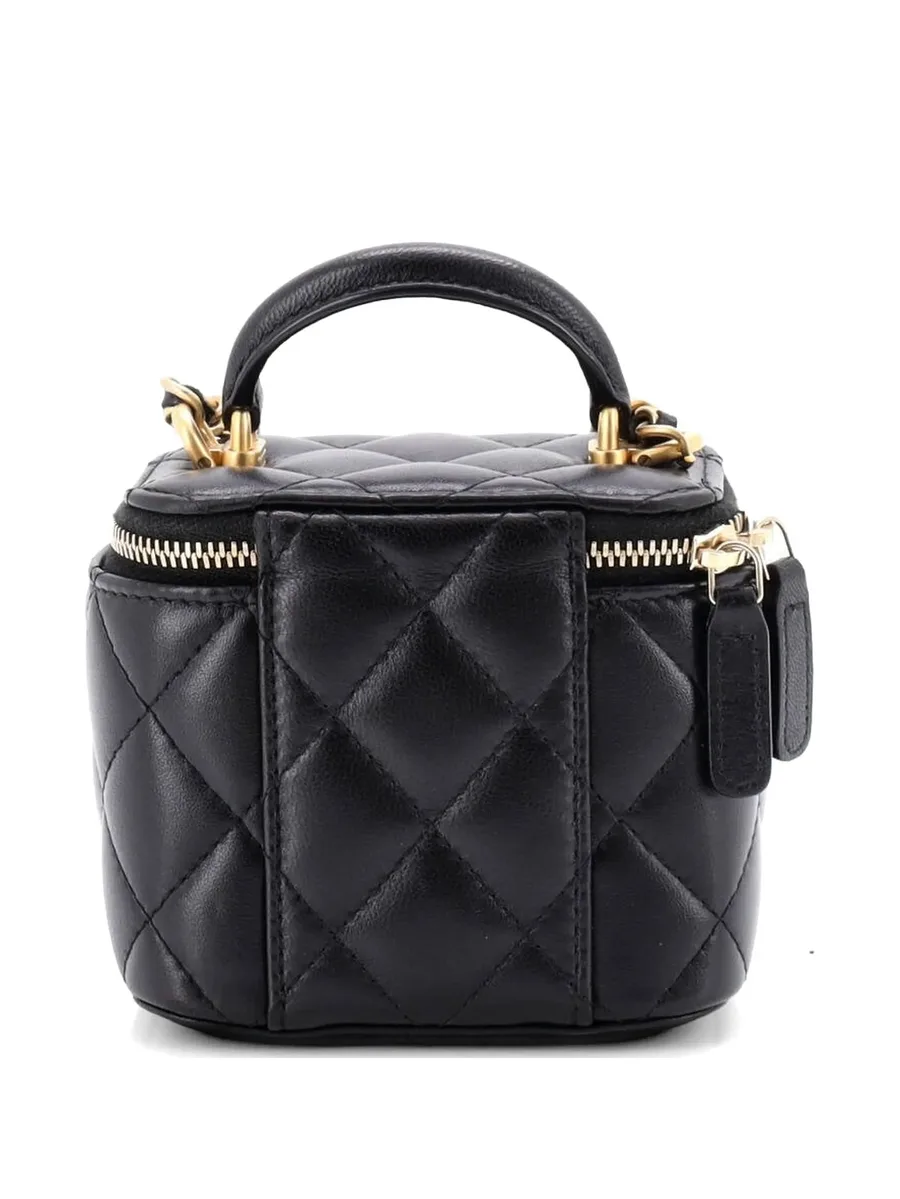 стеганая мини-сумка через плечо Classic Top Handle Vanity Case с цепочкой 3