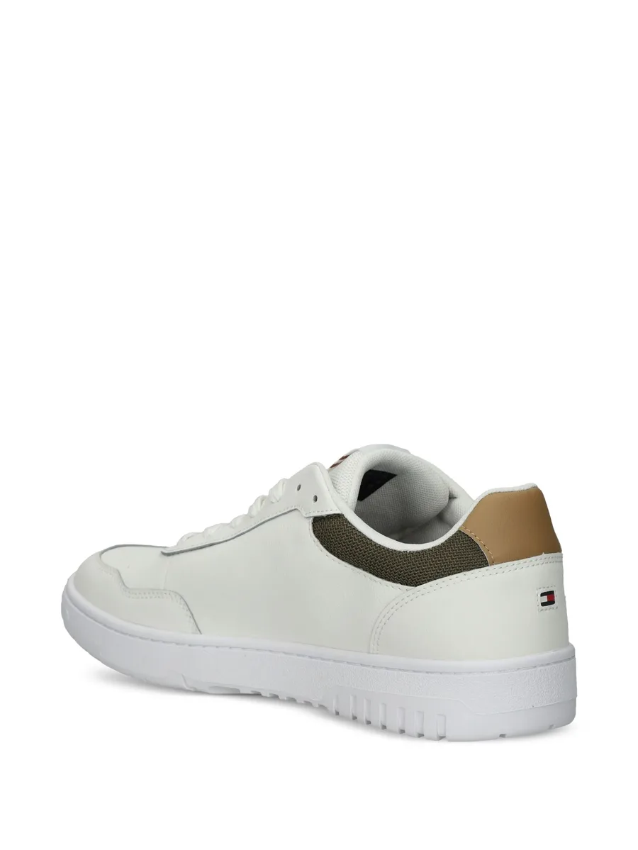 logo sneakers 5