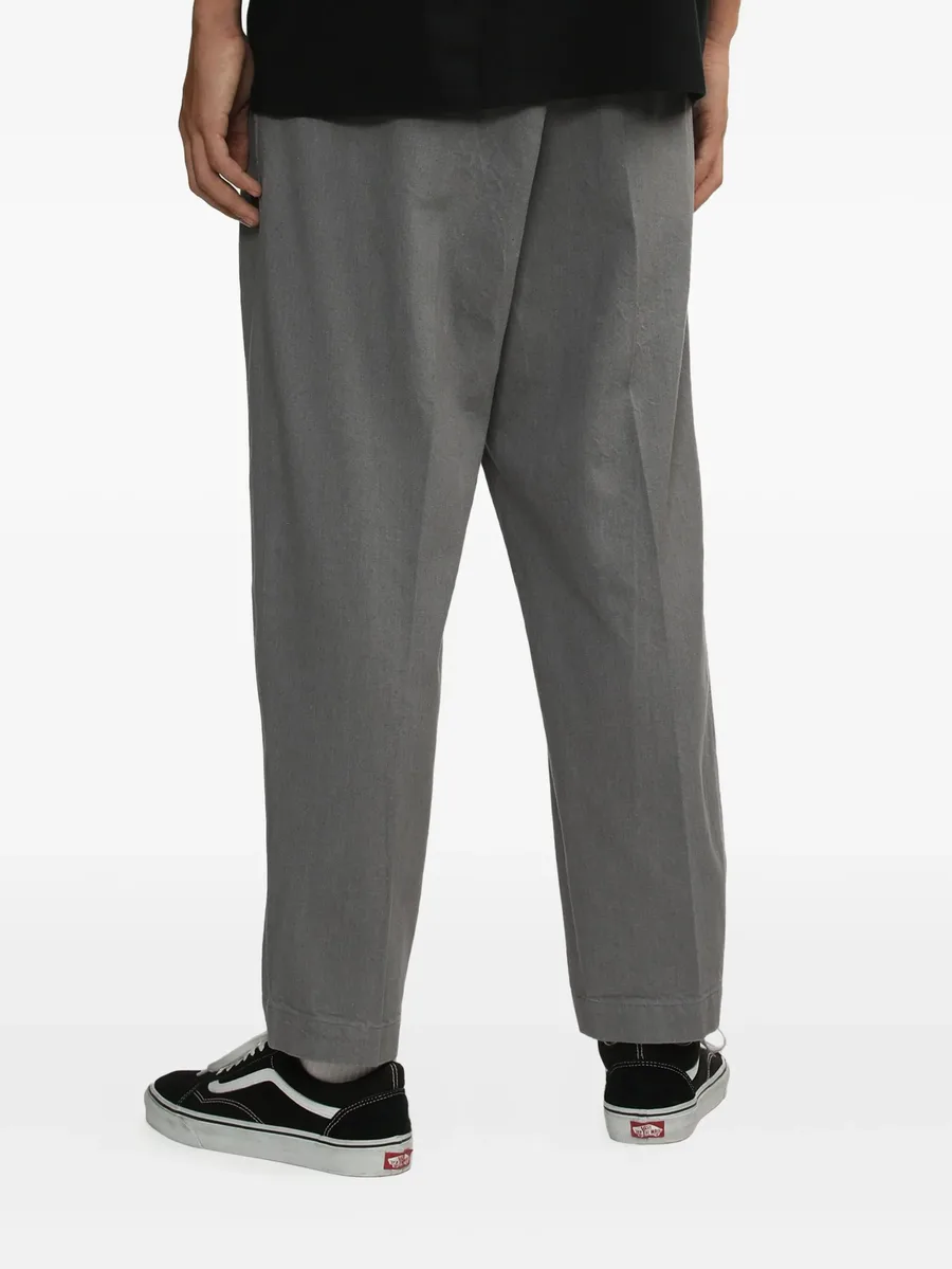 pleated-pocket cuffed trousers 8