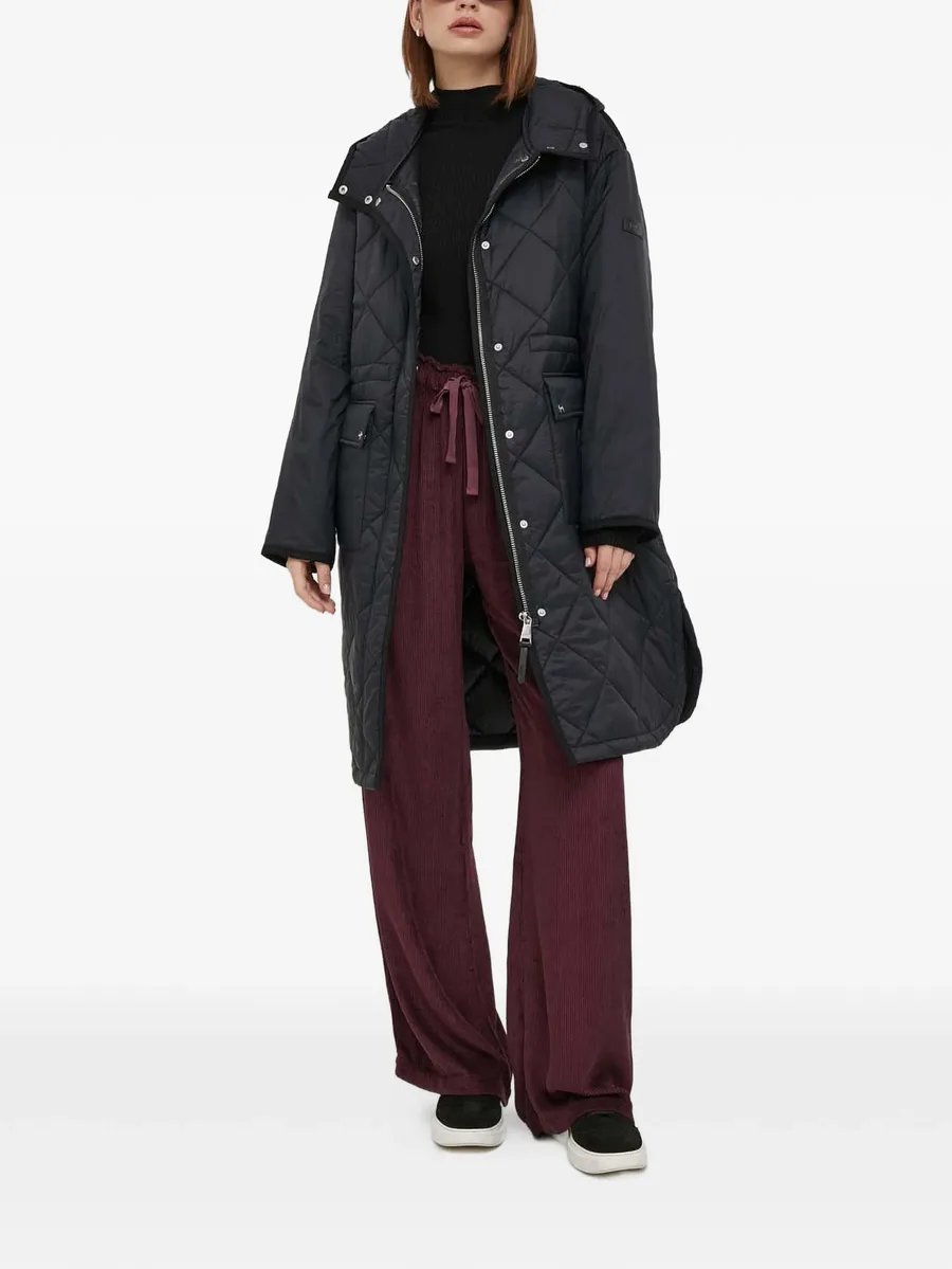 stand-up collar sweater 3