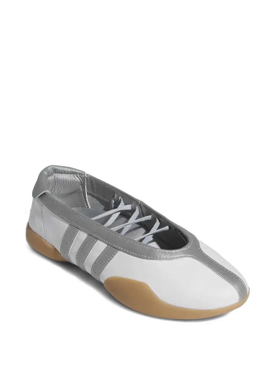 кроссовки Taekwondo Mei Cloud White/Silver Metallic/Gum 2