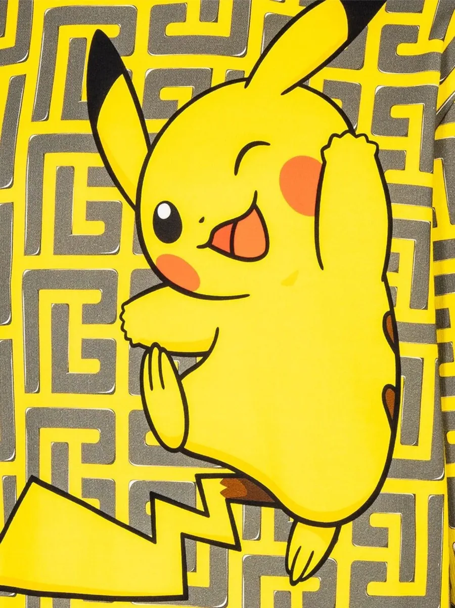 толстовка с принтом из коллаборации с Pokémon 5