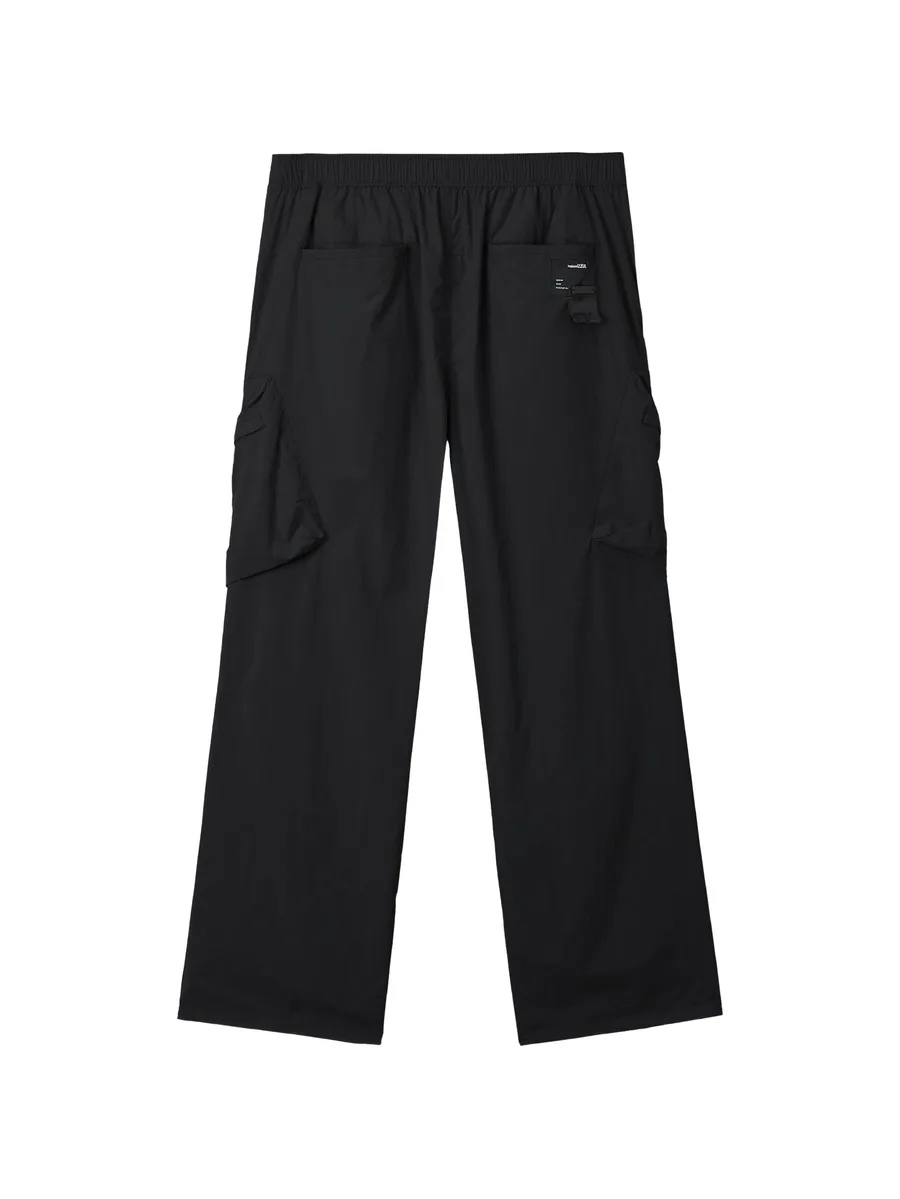 cargo-pocket trousers 12