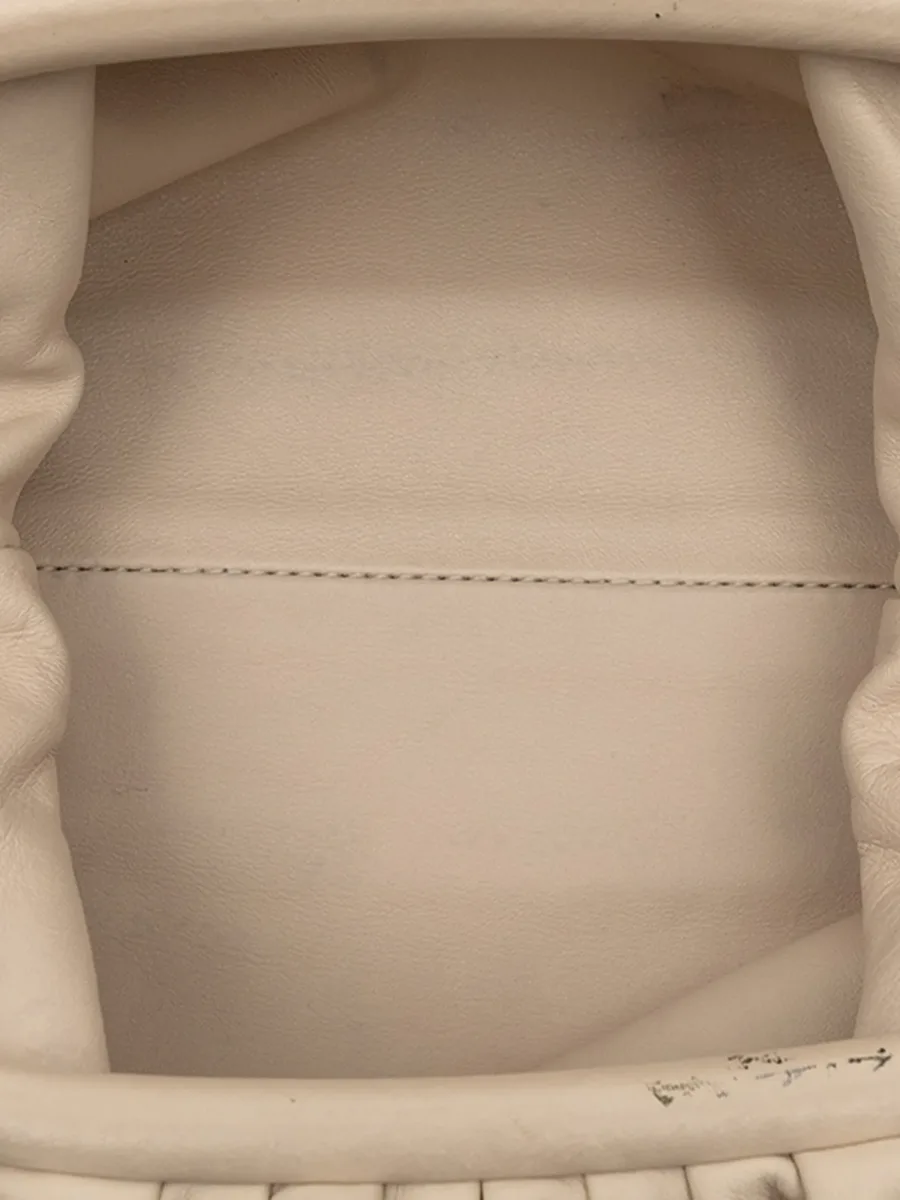 кожаная сумка через плечо The Mini Pouch (2012-2025 годы) 10