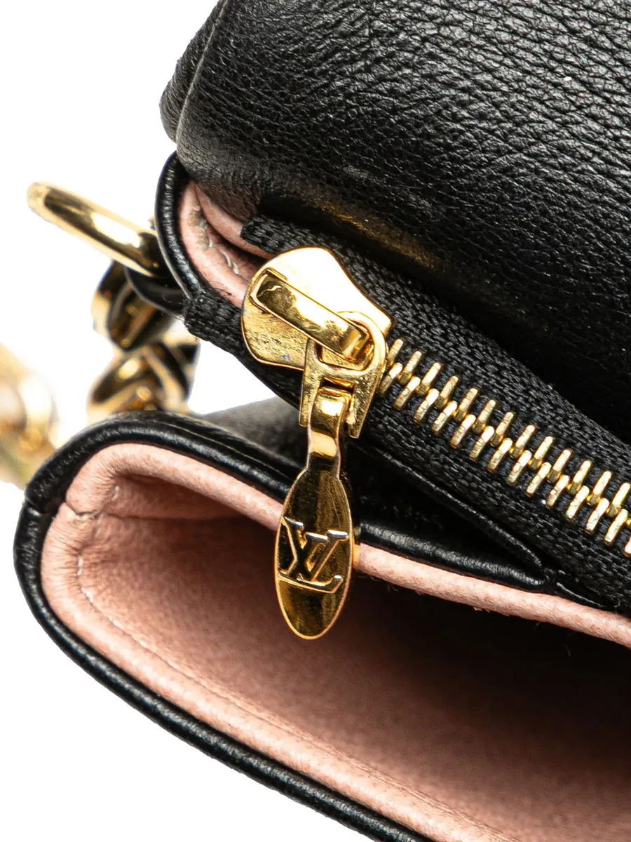 сумка через плечо Monogram Embossed Pochette Coussin (2021-2025 годы) 13