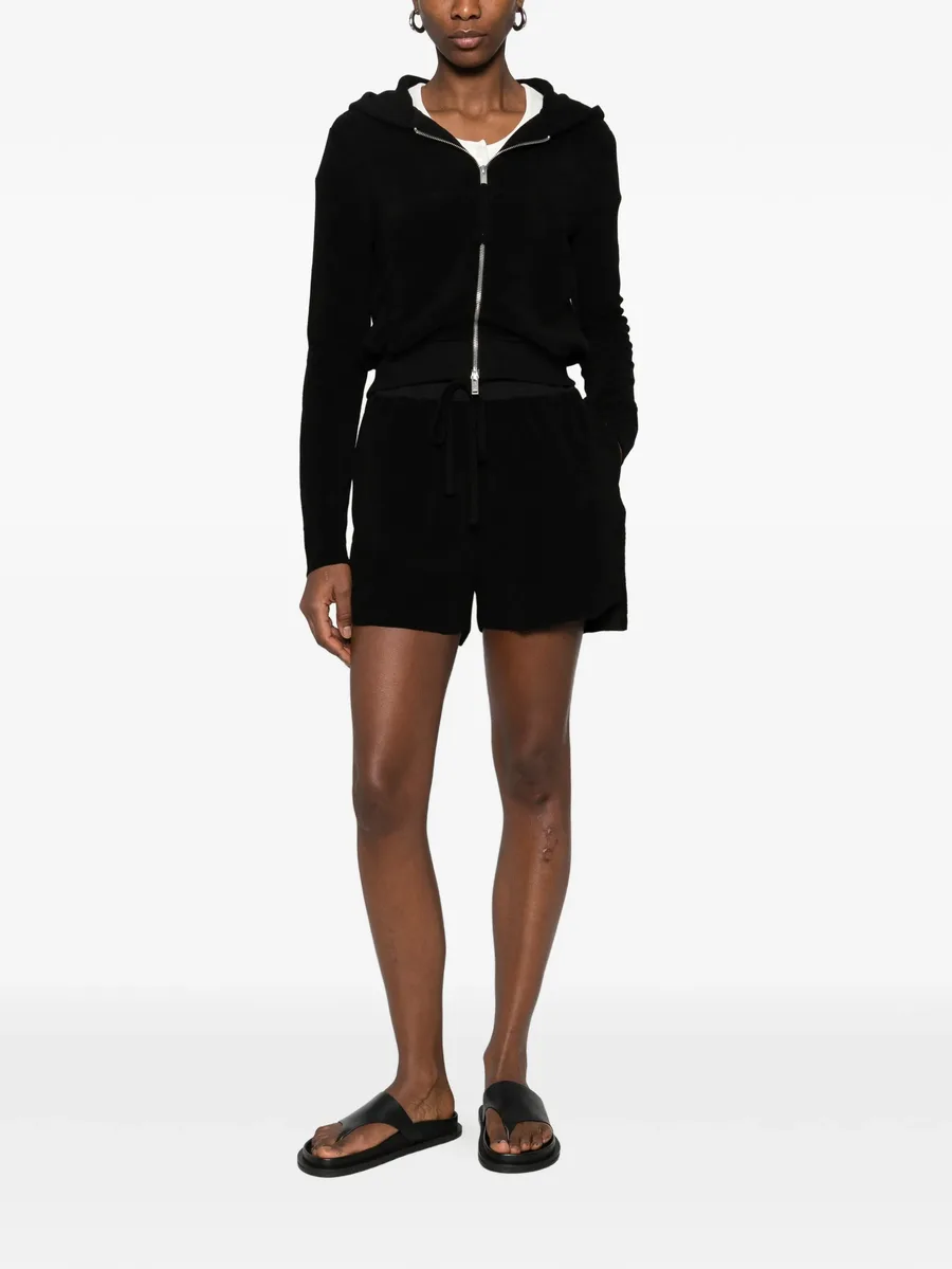 zip-up hoodie 3