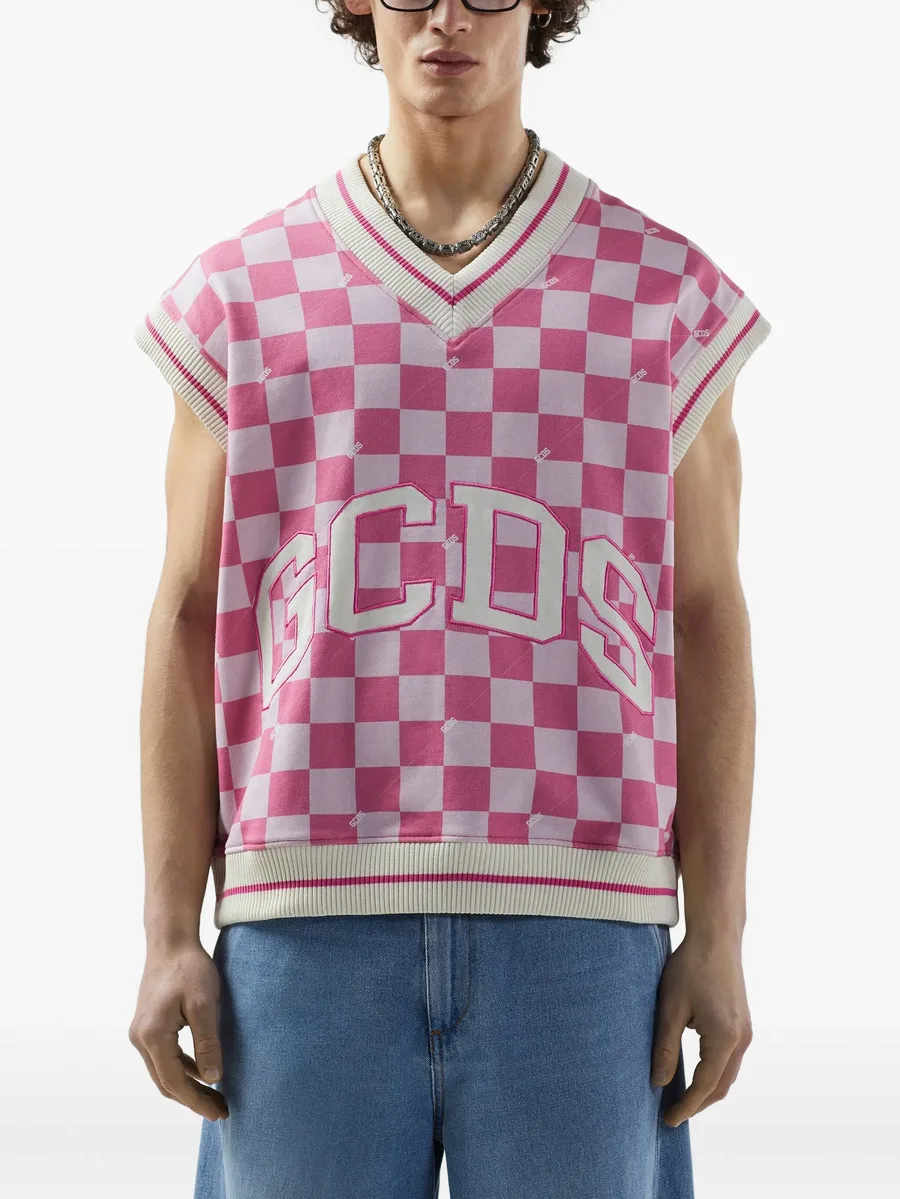 checked vest 5