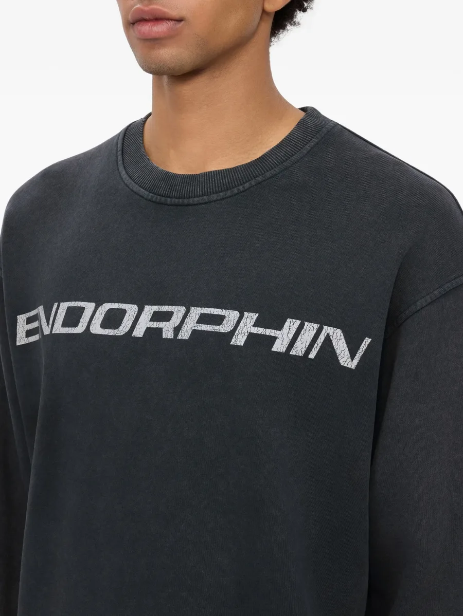 round-neck sweatshirt 10