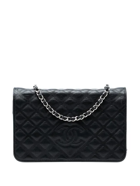 сумка через плечо CC Embossed Lambskin Diamond Wallet On Chain (2018 год)