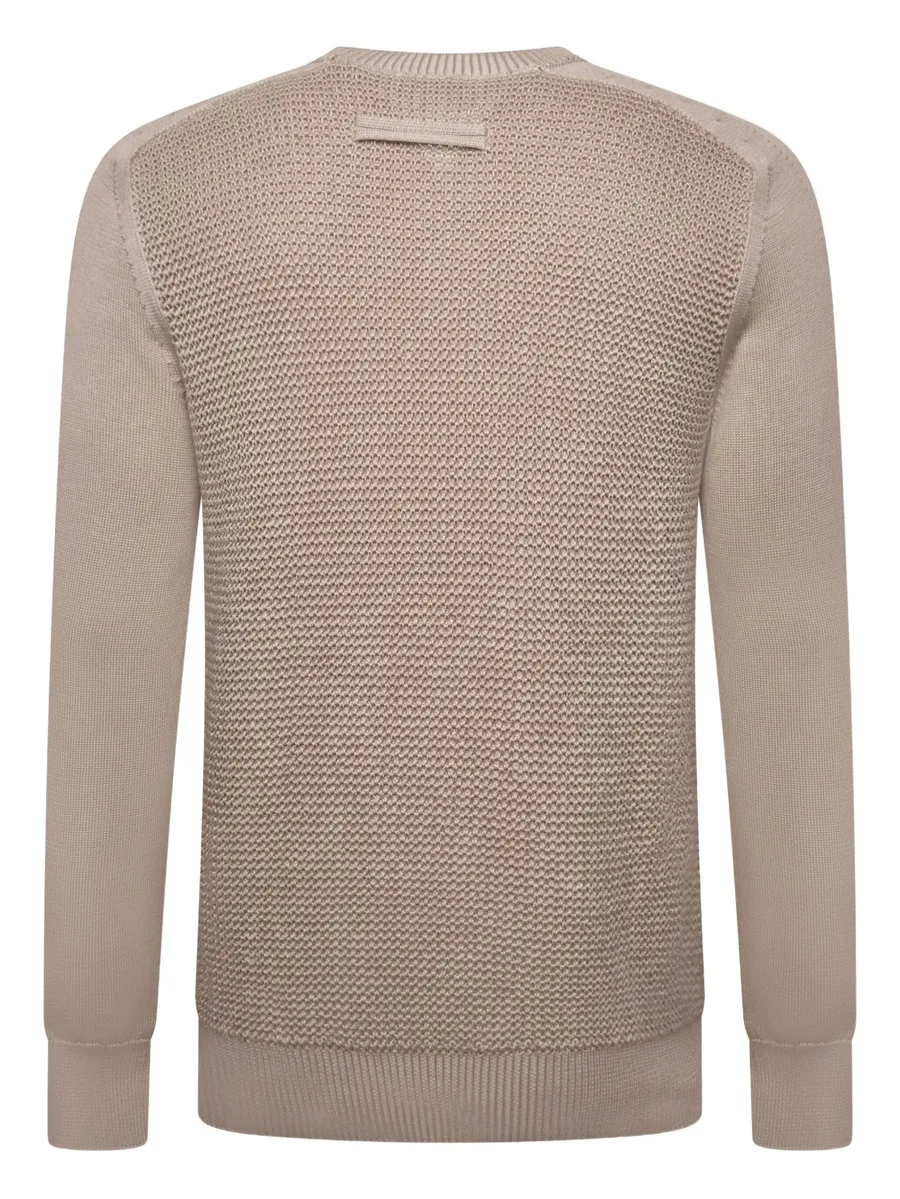 textured sweater 3