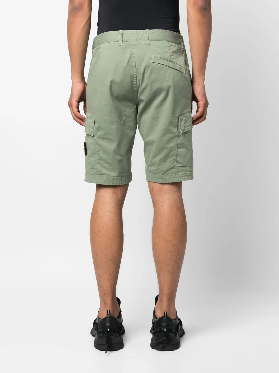 compass-motif cargo shorts 8