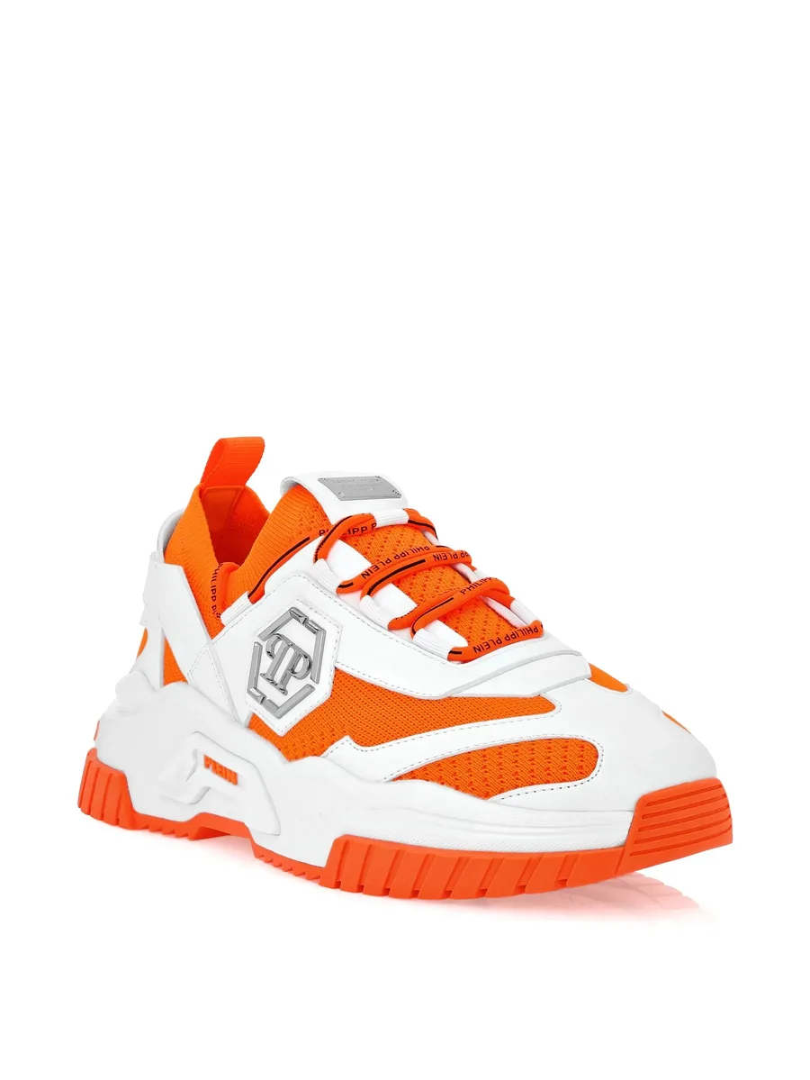 Predator sneakers 4