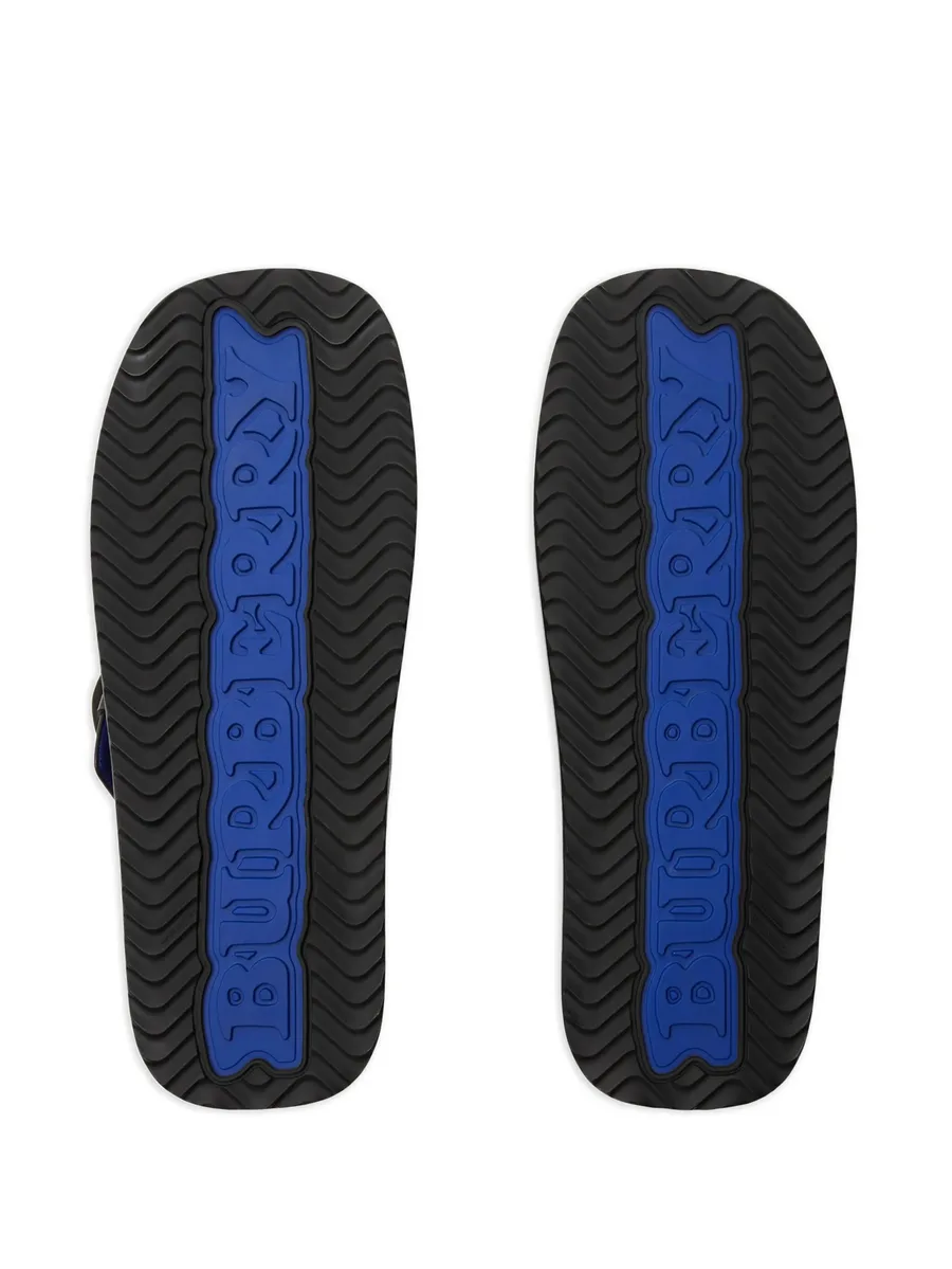 шлепанцы Strip Shield 9