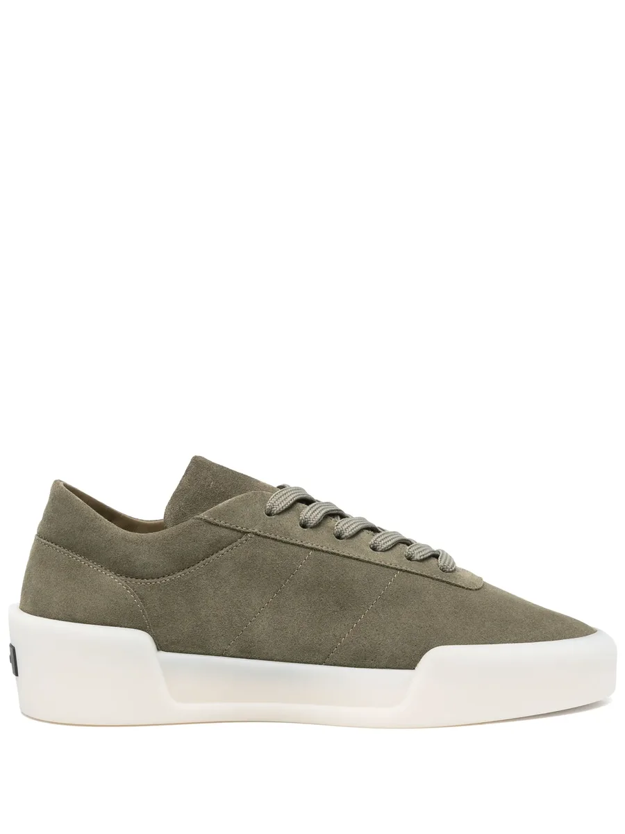 Aerobic sneakers 1