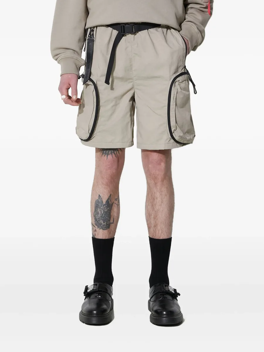 belted cargo shorts 4