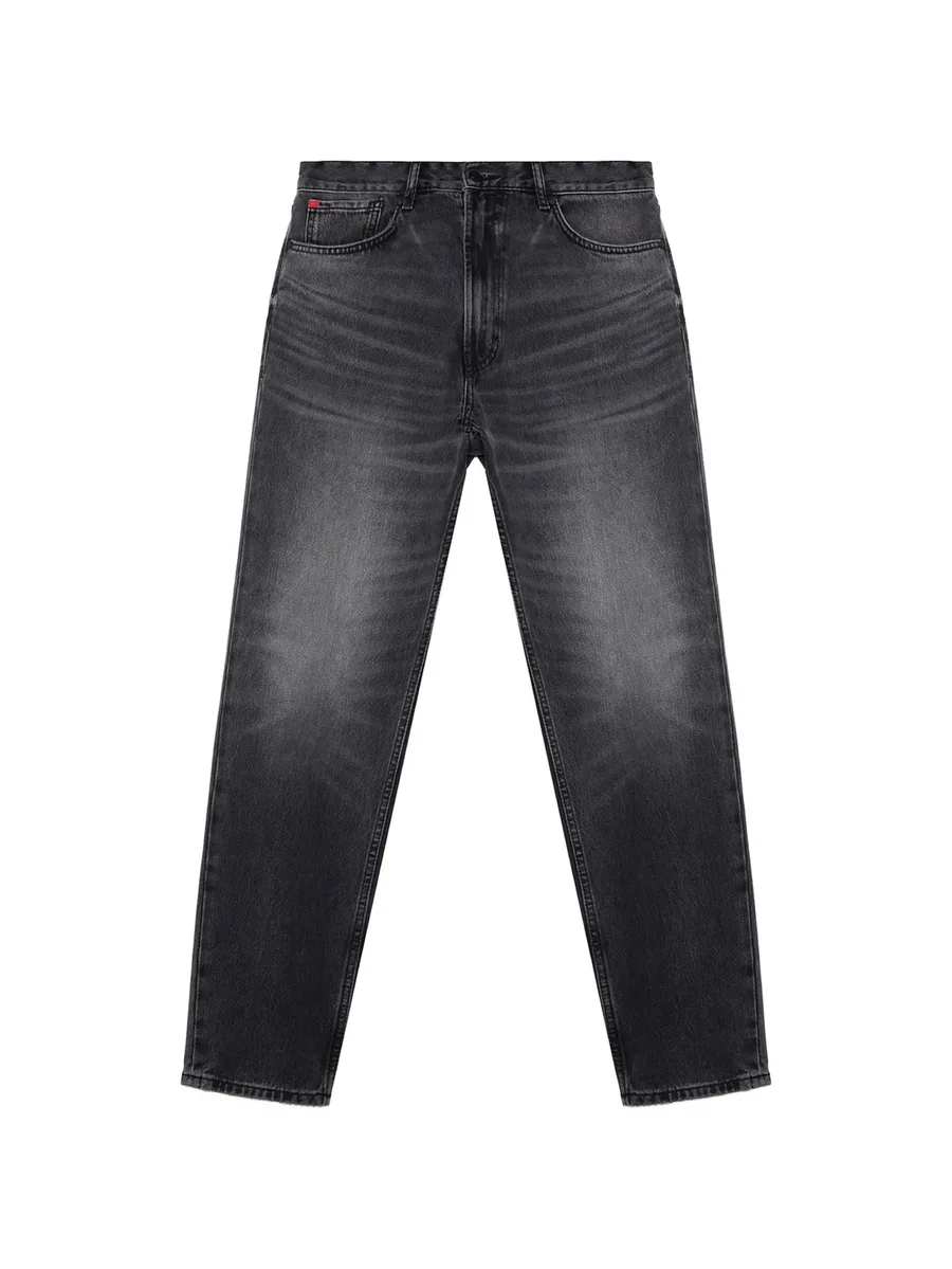 five-pocket tapered jeans 1