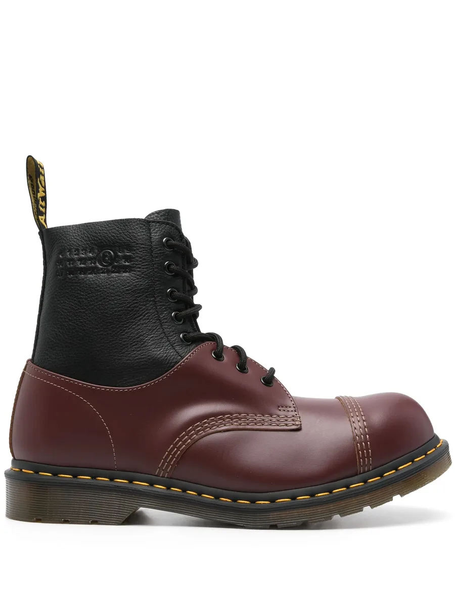 ботинки в стиле колор-блок из коллаборации с Dr. Martens 1
