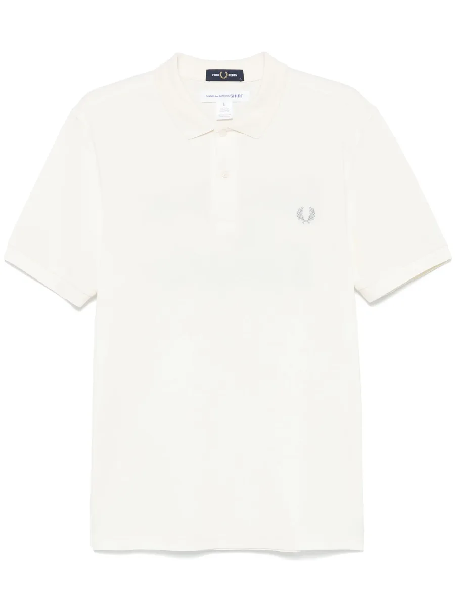 рубашка поло с надписью из коллаборации с Fred Perry 1