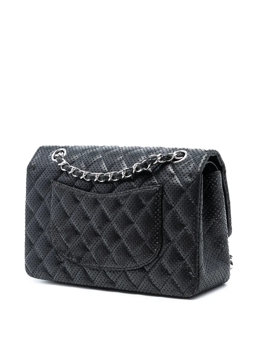 сумка на плечо Classic Perforated Lambskin Double Flap среднего размера (2006-2008 годы) 5