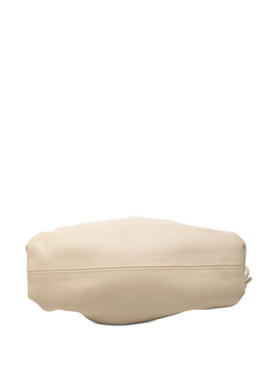 кожаная сумка через плечо The Mini Pouch (2012-2025 годы) 8