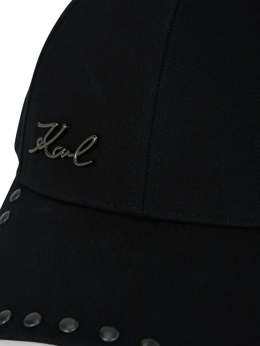 бейсболка Signature с заклепками 7