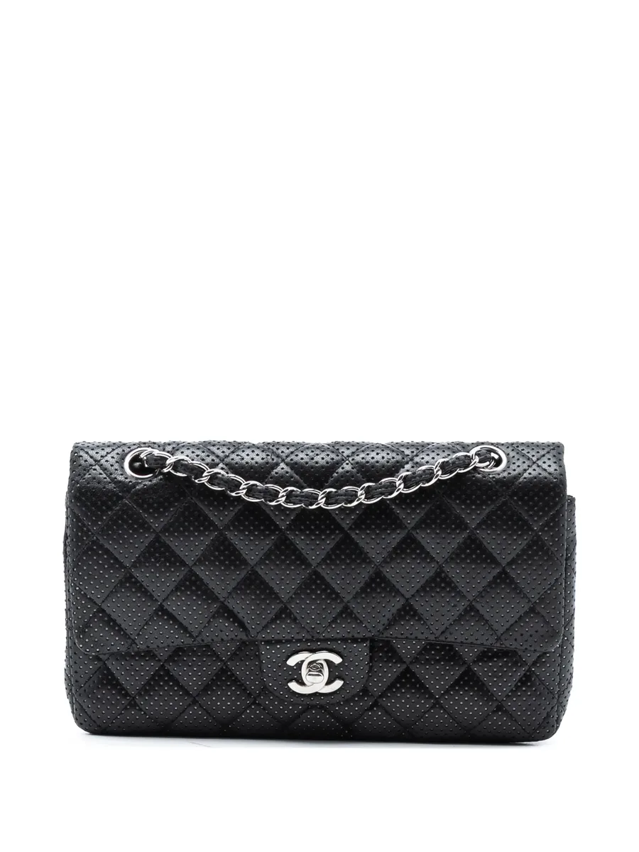 сумка на плечо Classic Perforated Lambskin Double Flap среднего размера (2006-2008 годы) 2