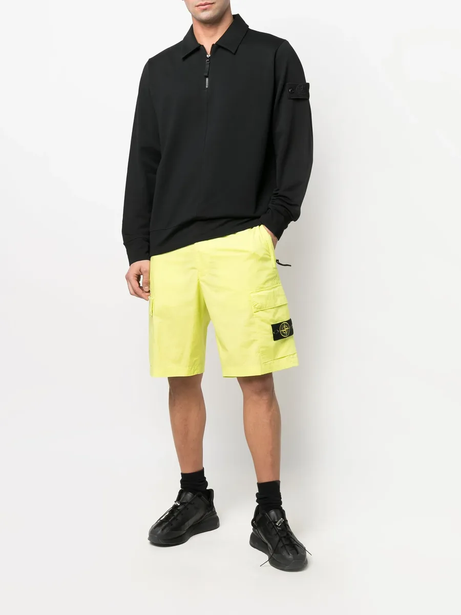 Compass logo-patch cargo shorts 4