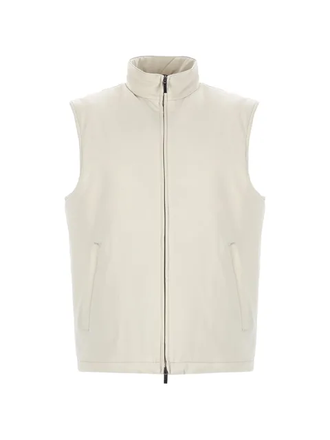 zip-fastening gilet