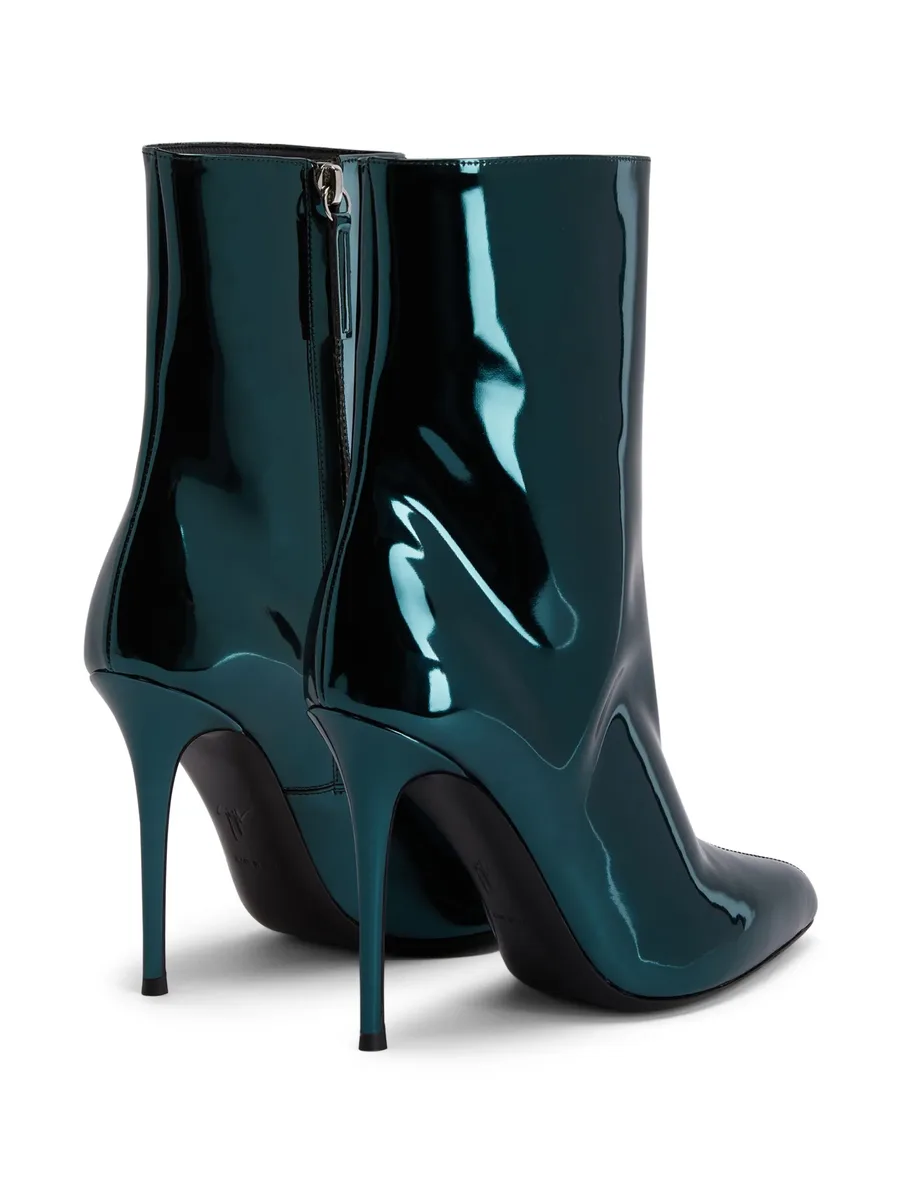 105mm Brytta boots 6
