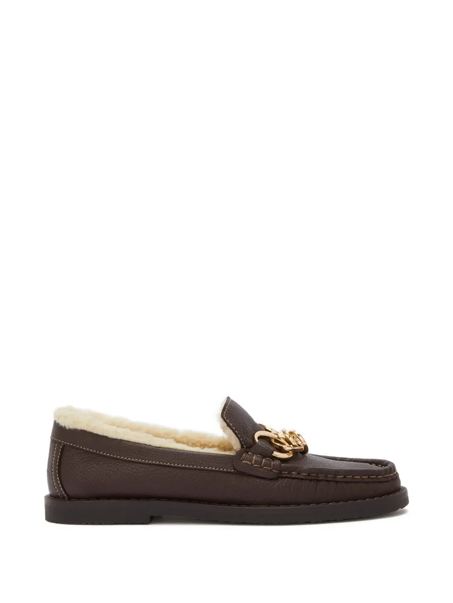 grainy chain loafers 2