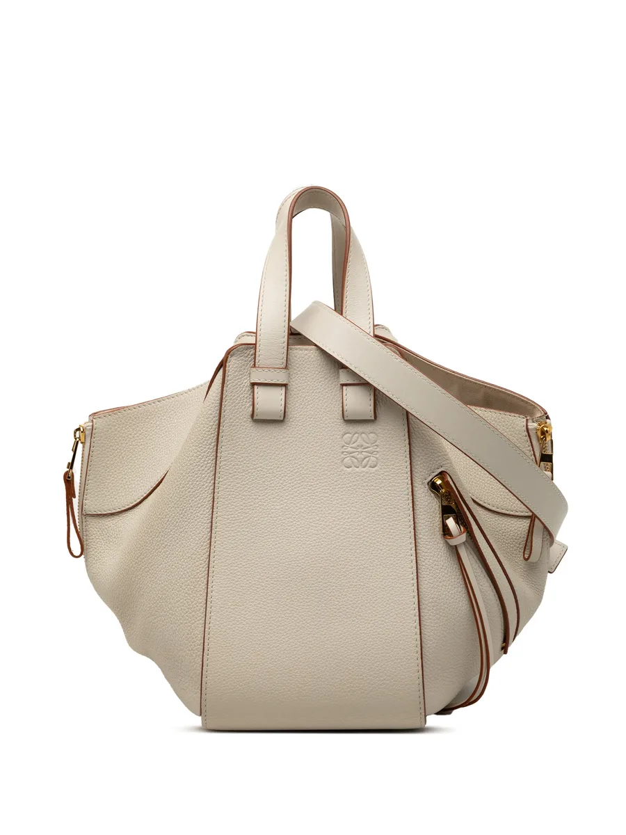 2022 Medium Grained Calfskin Hammock satchel 1