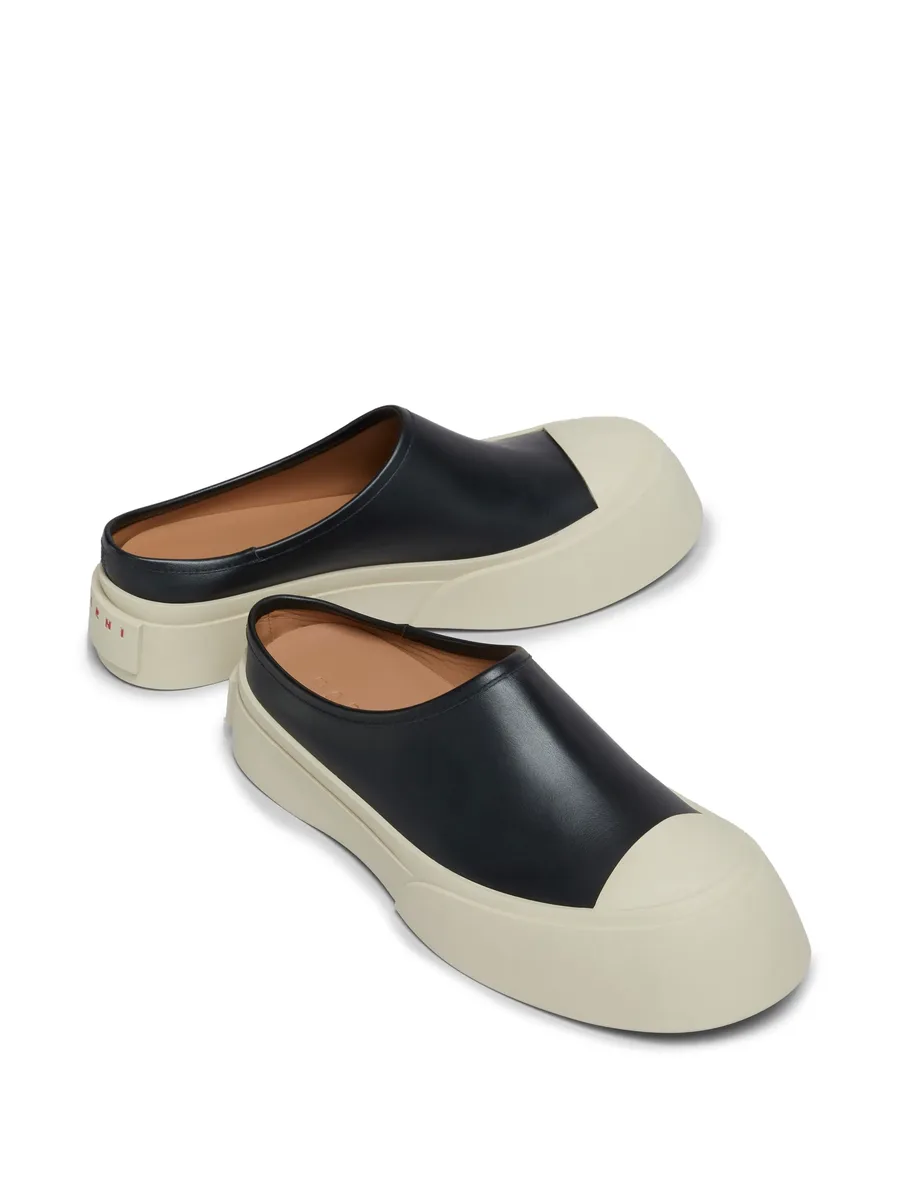 Mary Jane leather slippers 10