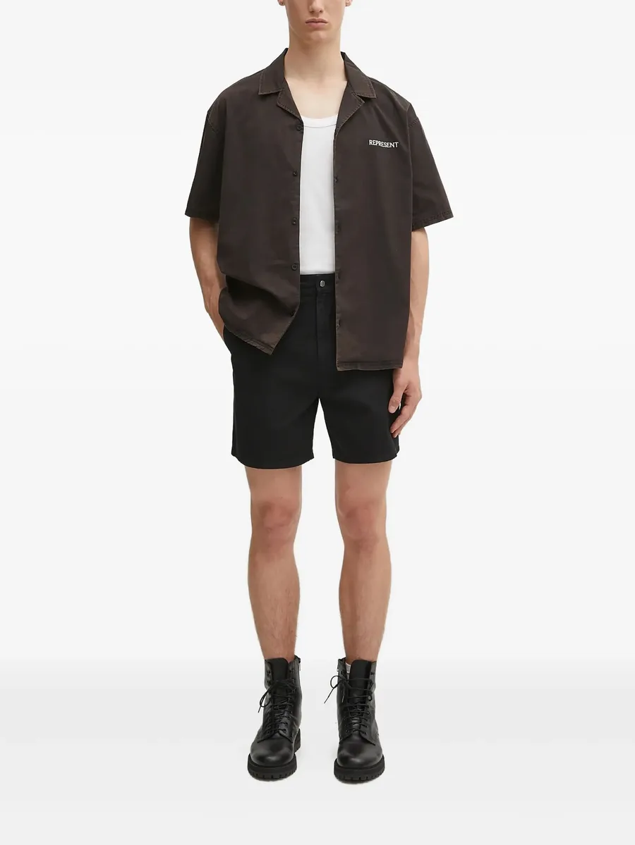 embroidered-patch pocket shorts 4