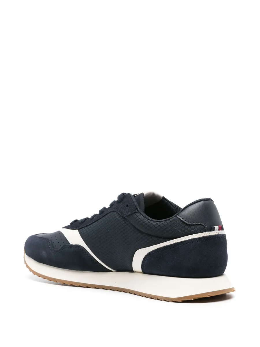 Runner panelled sneakers 5