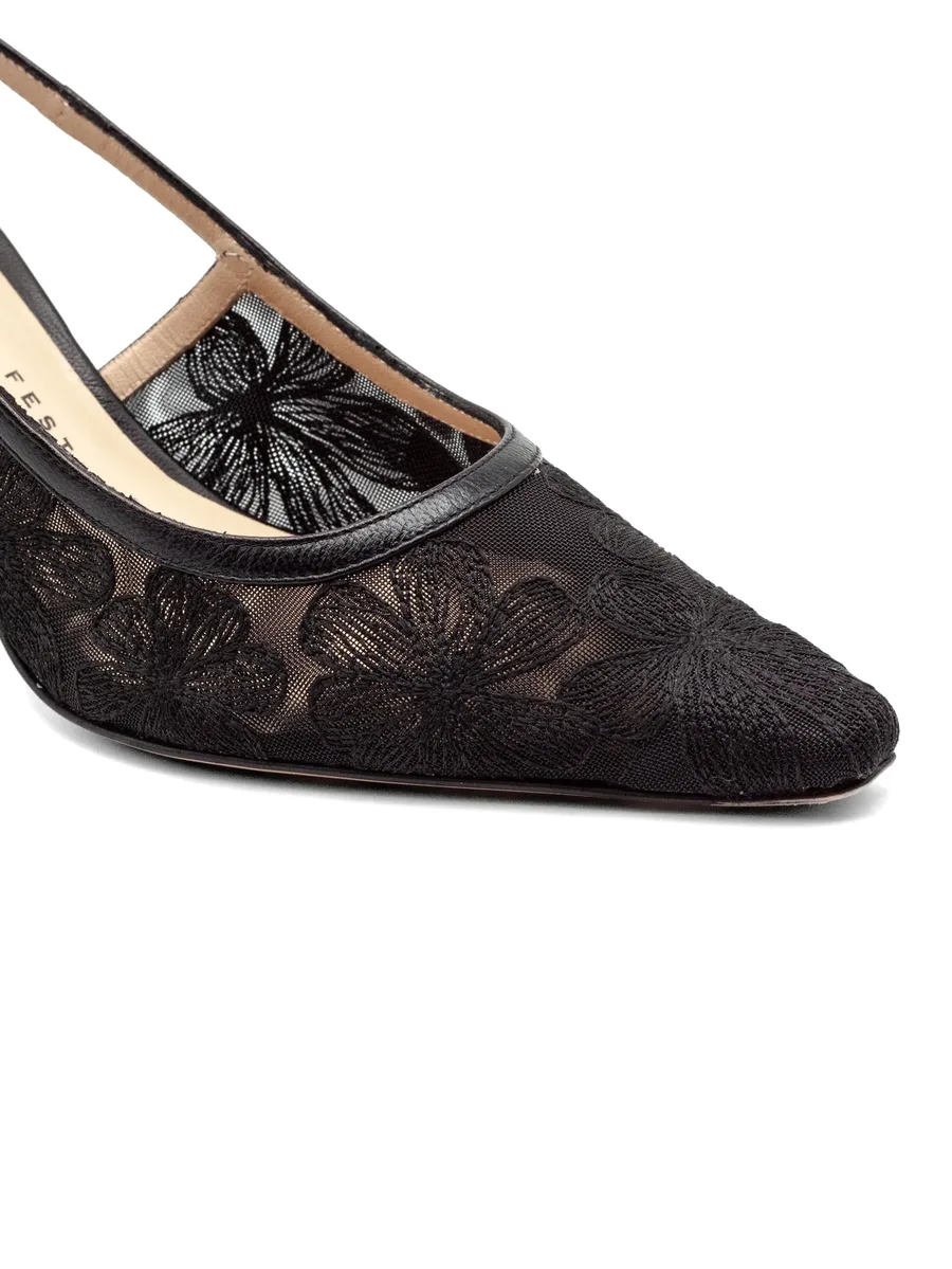 lace-detail pointed-toe pumps 7