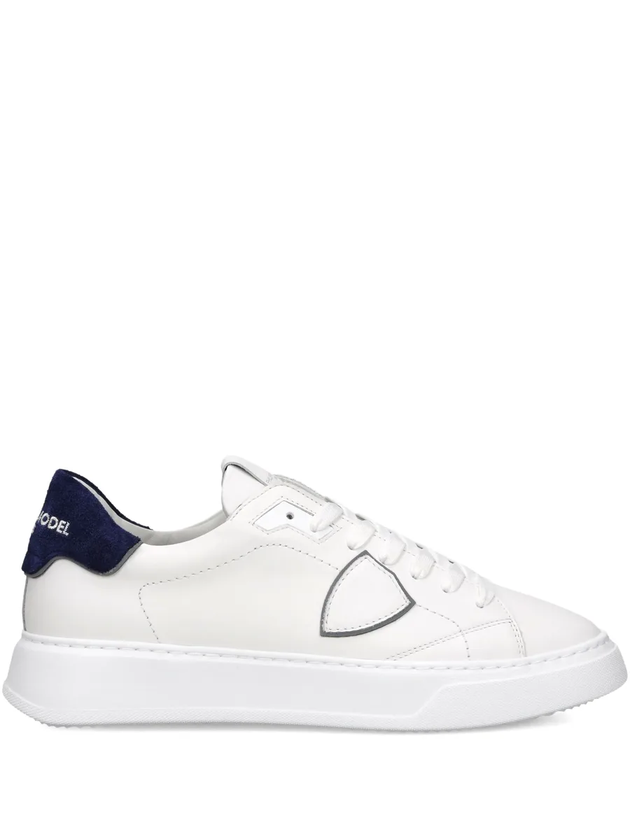 leather low-top sneakers 2