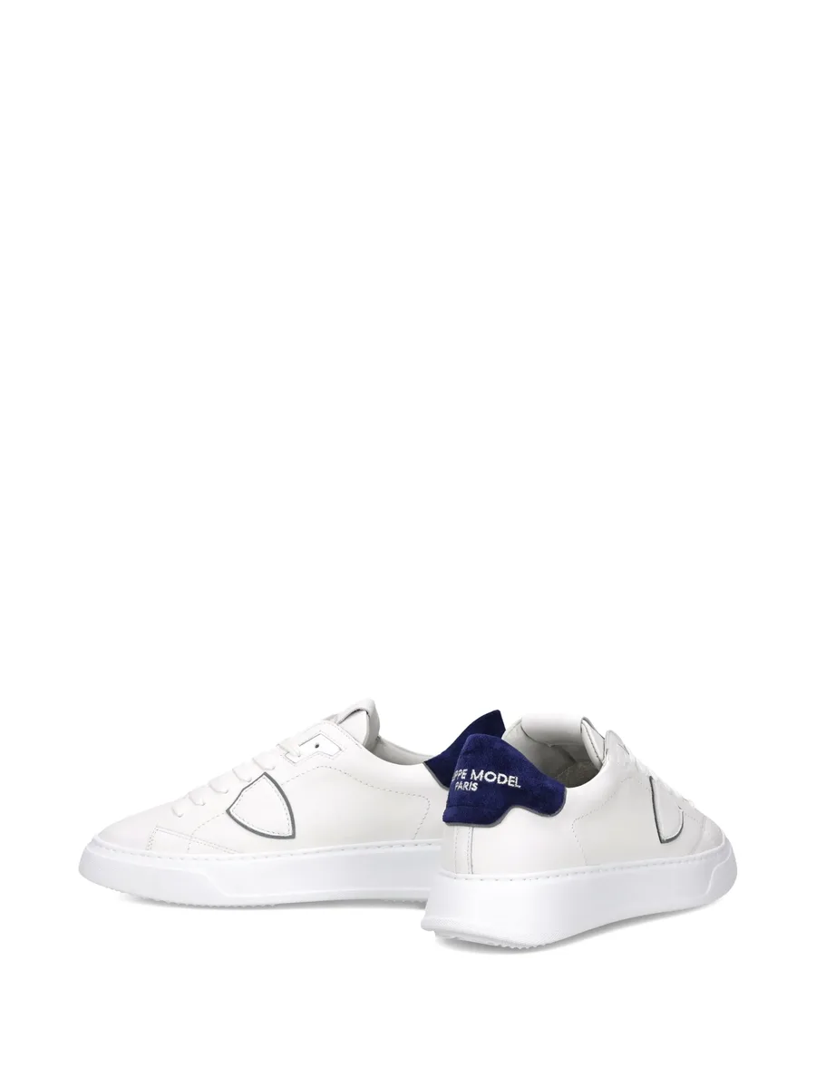 leather low-top sneakers 10