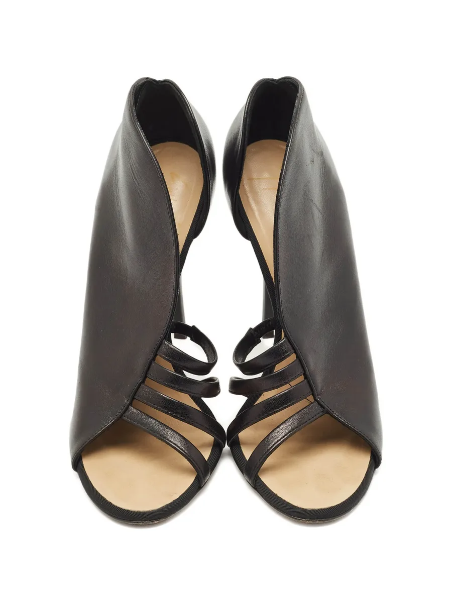 cut-out sandals 7