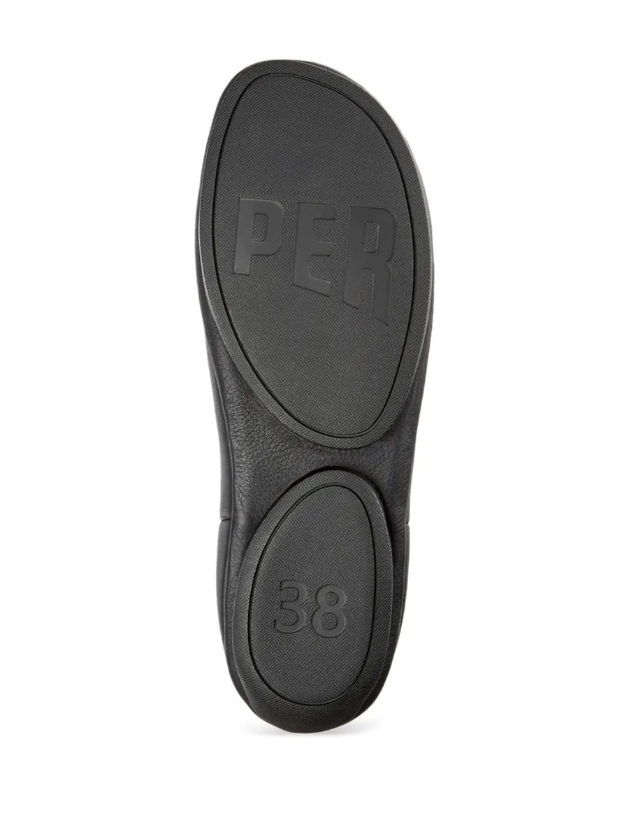 Nina Chelsea boots 10