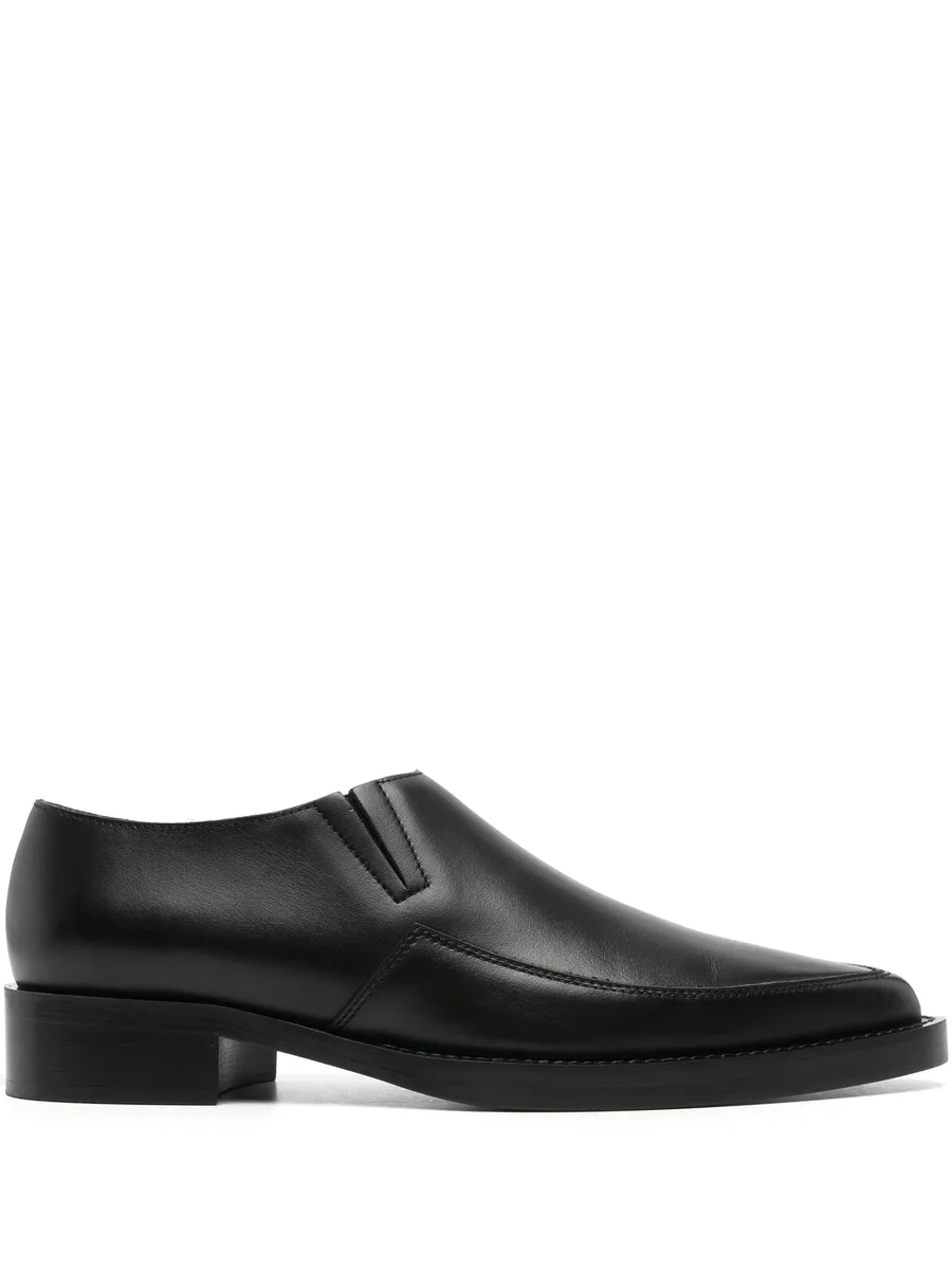 pointed-toe leather loafers 2