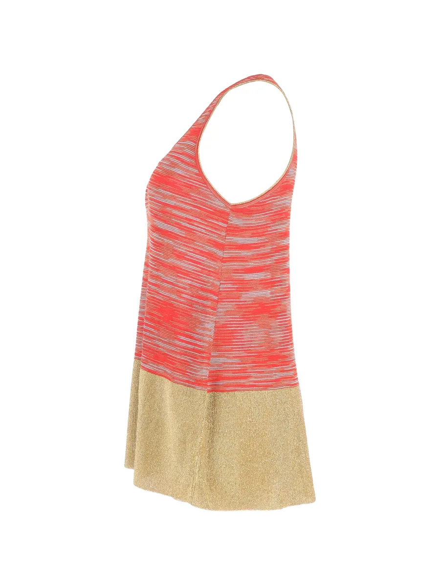 топ с U-образным вырезом 5